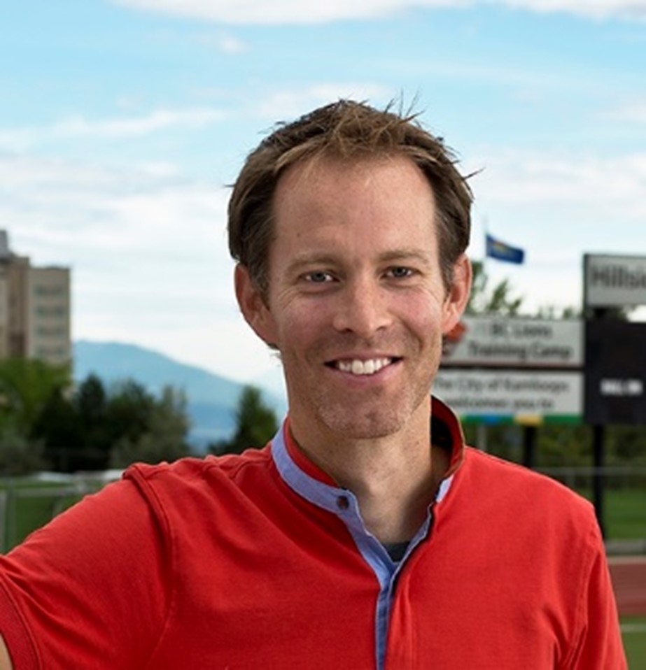Portrait of Dr. Mark Rakobowchuk